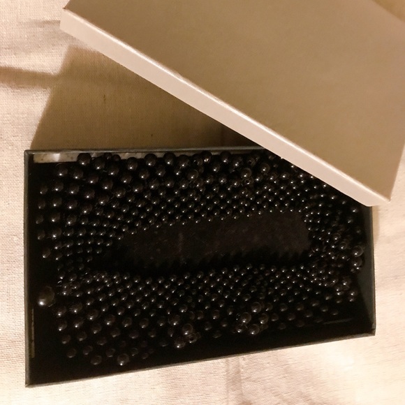 Unique Necklace - Picture 3 of 3